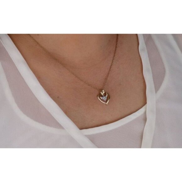 10k Yellow Gold Diamond Heart Necklace 19" Chain - Picture 2 of 7